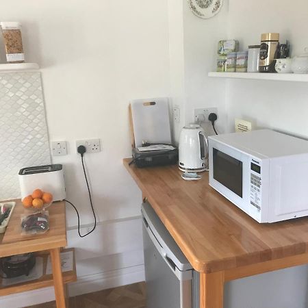 Pembrokeshire Fields Hotel Haverfordwest Ngoại thất bức ảnh