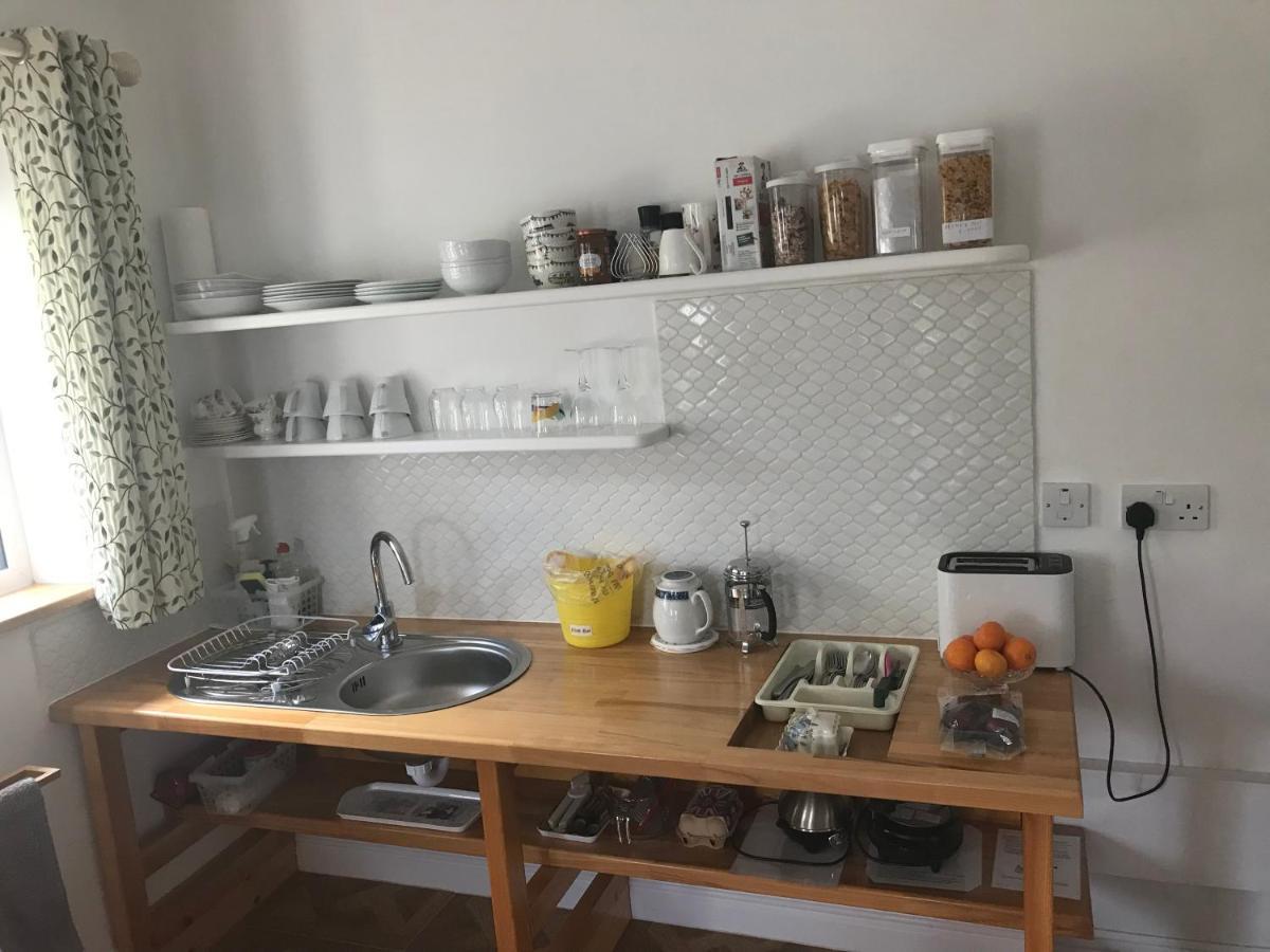 Pembrokeshire Fields Hotel Haverfordwest Ngoại thất bức ảnh