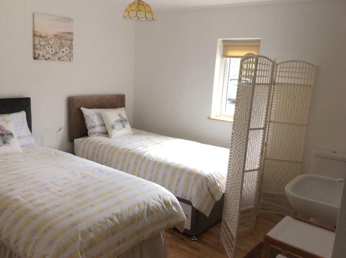 Pembrokeshire Fields Hotel Haverfordwest Ngoại thất bức ảnh