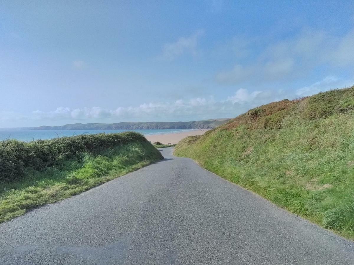 Pembrokeshire Fields Hotel Haverfordwest Ngoại thất bức ảnh