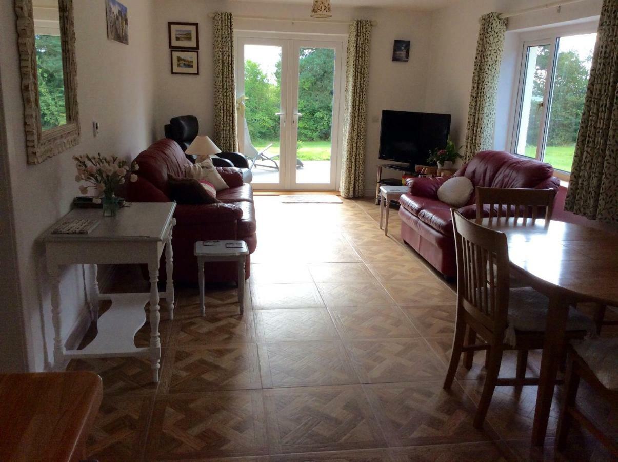 Pembrokeshire Fields Hotel Haverfordwest Ngoại thất bức ảnh
