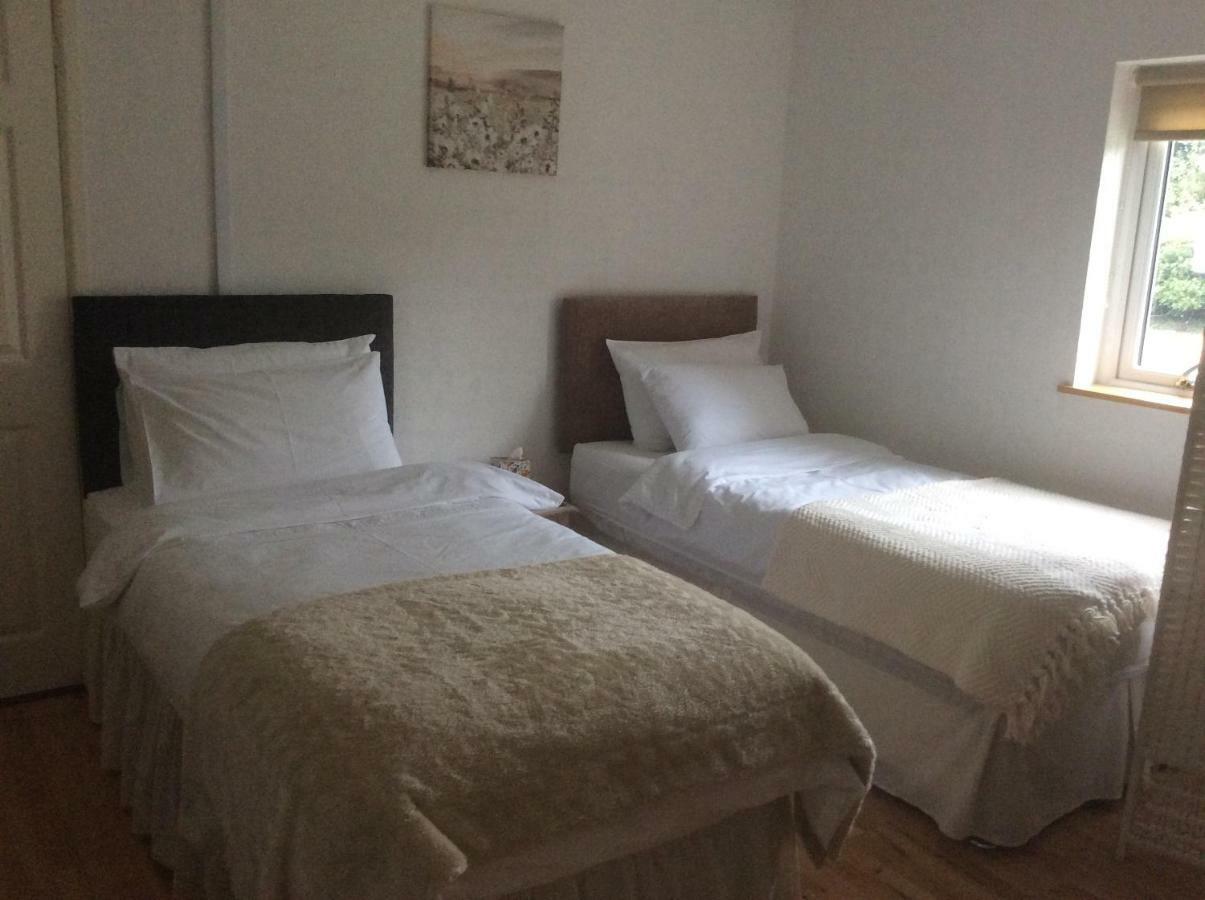 Pembrokeshire Fields Hotel Haverfordwest Ngoại thất bức ảnh